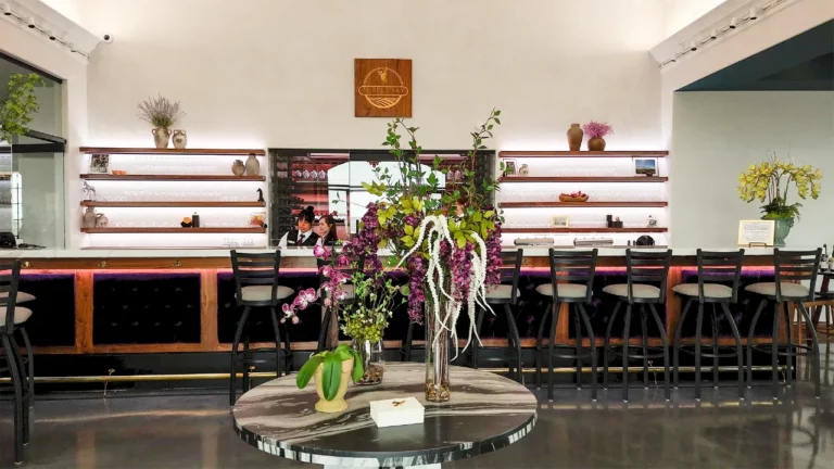 front_lobby_at_purple_sky_winery
